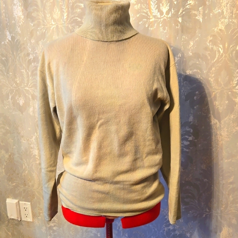 Vintage Ports International Cashmere Turtleneck Sweater